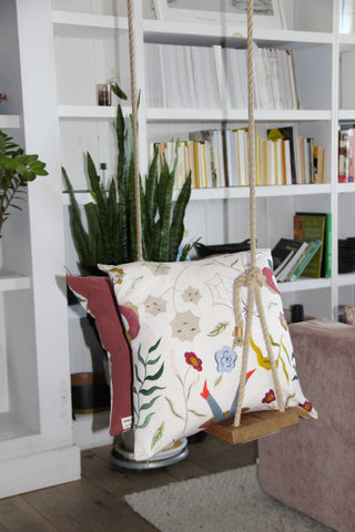 THE PRINTED CUSHION