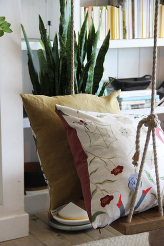 THE PRINTED CUSHION